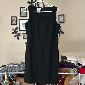 Elegant Black Sleeveless Dress